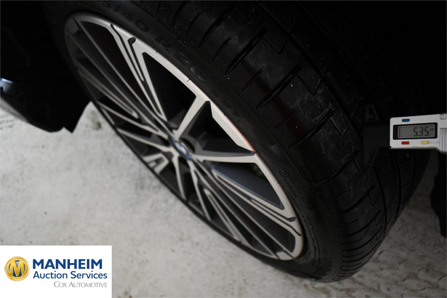 Foto BMW iX1 eDrive20 (U11) 21