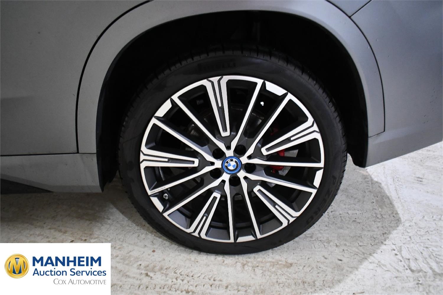 Foto BMW iX1 eDrive20 (U11) 32