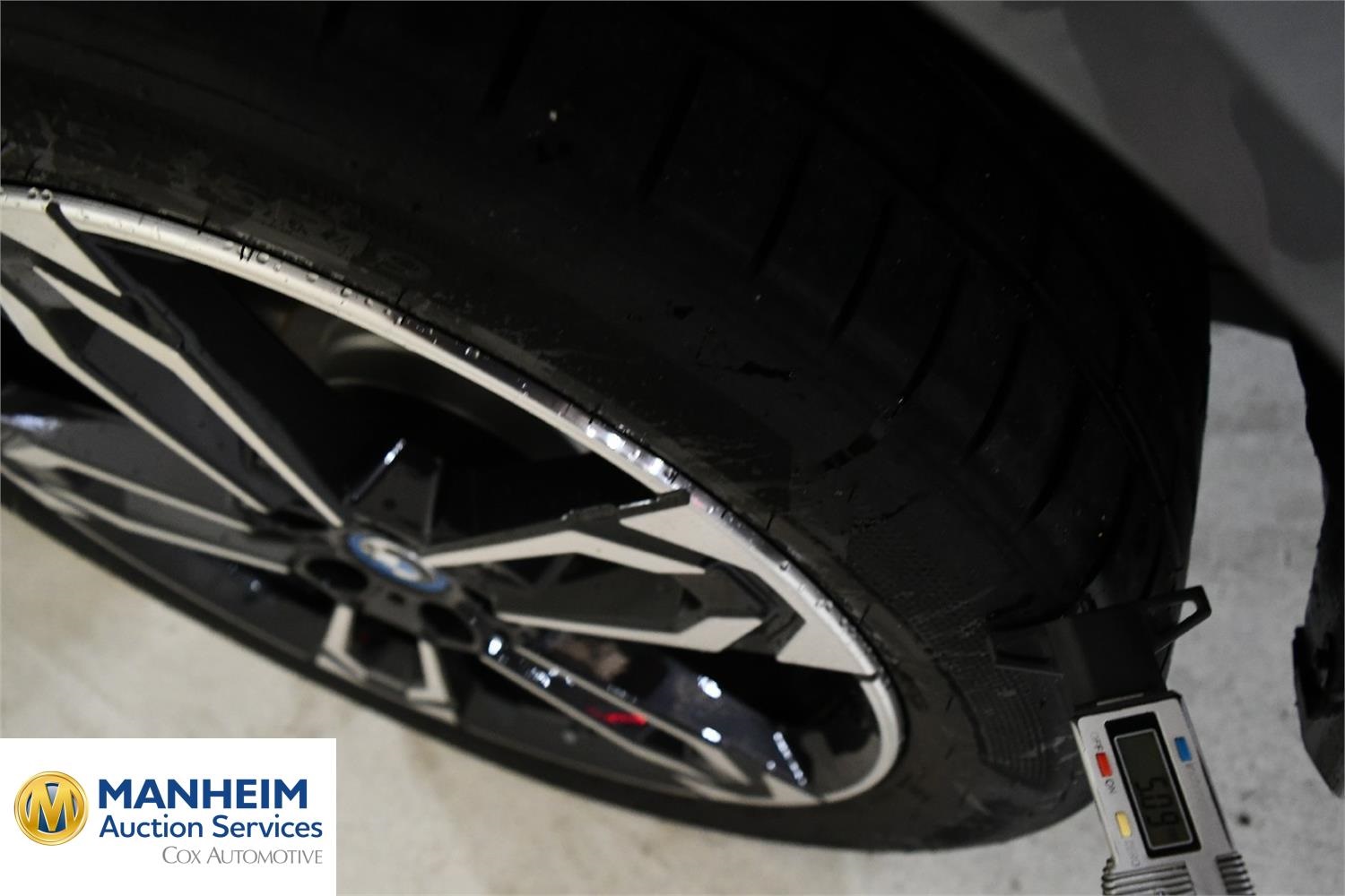 Foto BMW iX2 eDrive20 (U10) 21