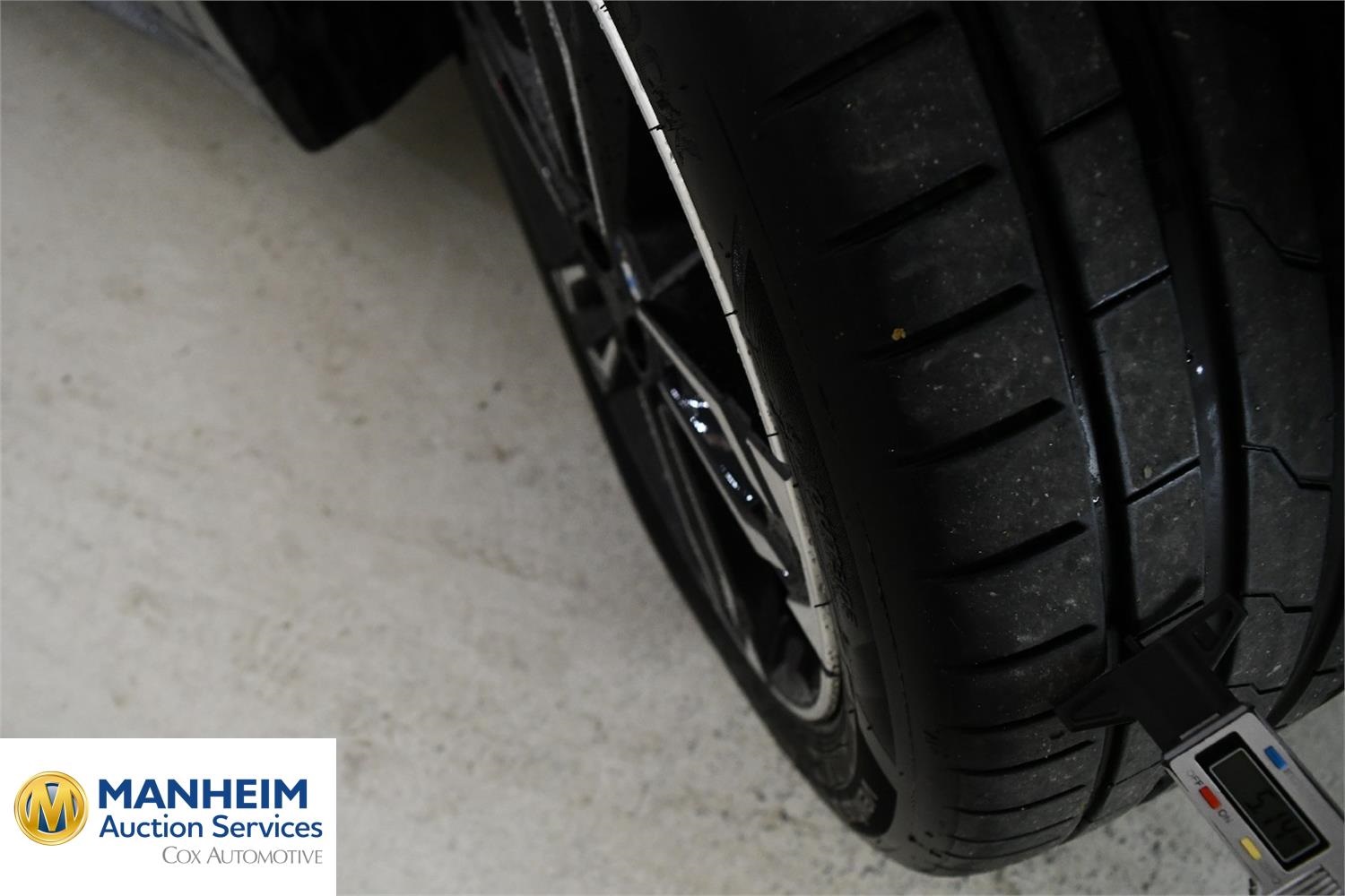 Foto BMW iX2 eDrive20 (U10) 23