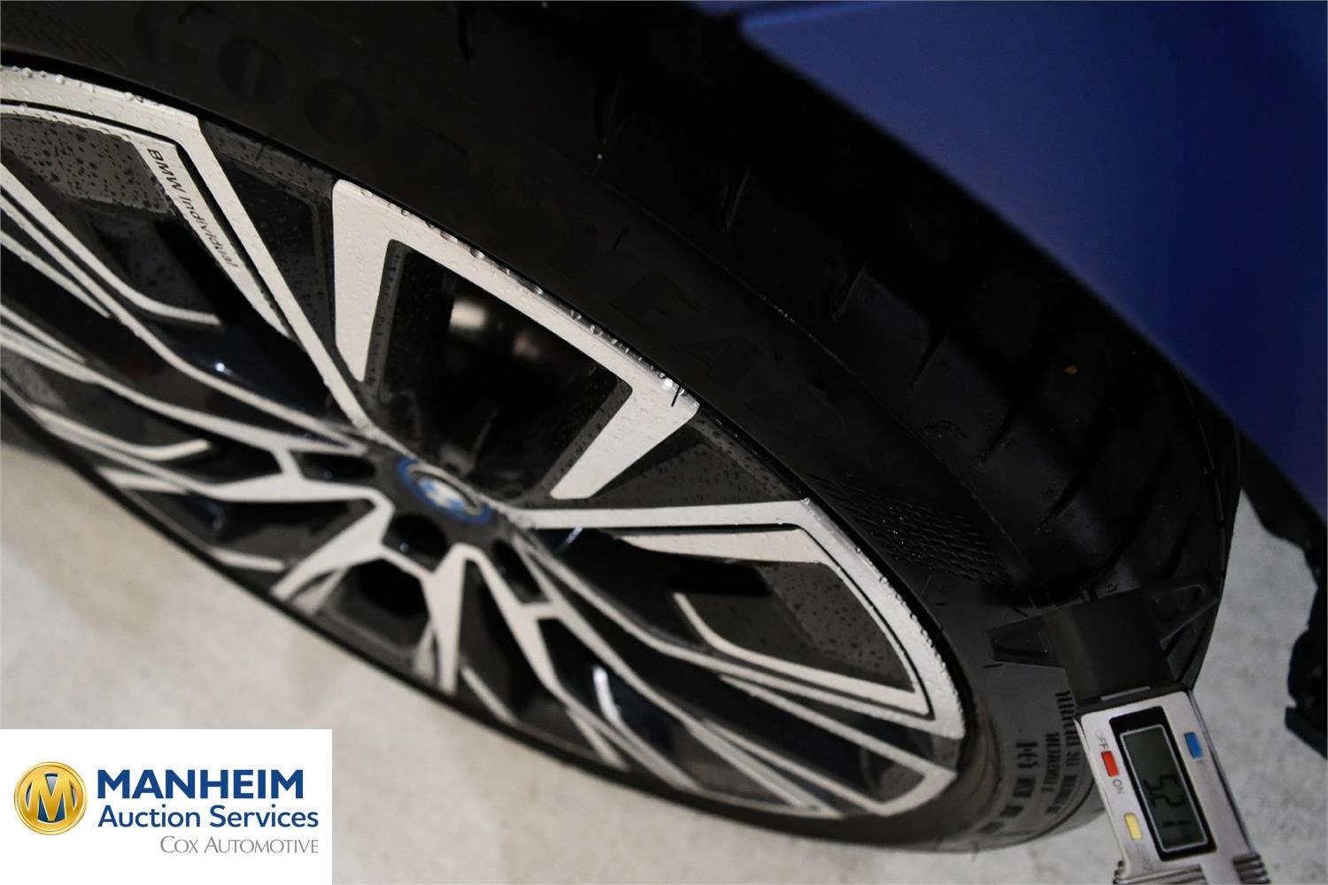 Foto BMW i4 M50 Gran Coupé (G26) 23
