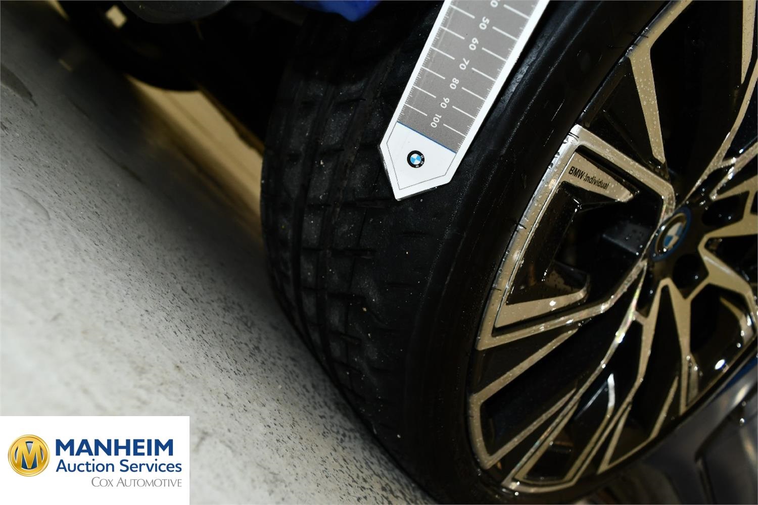 Foto BMW i4 M50 Gran Coupé (G26) 38