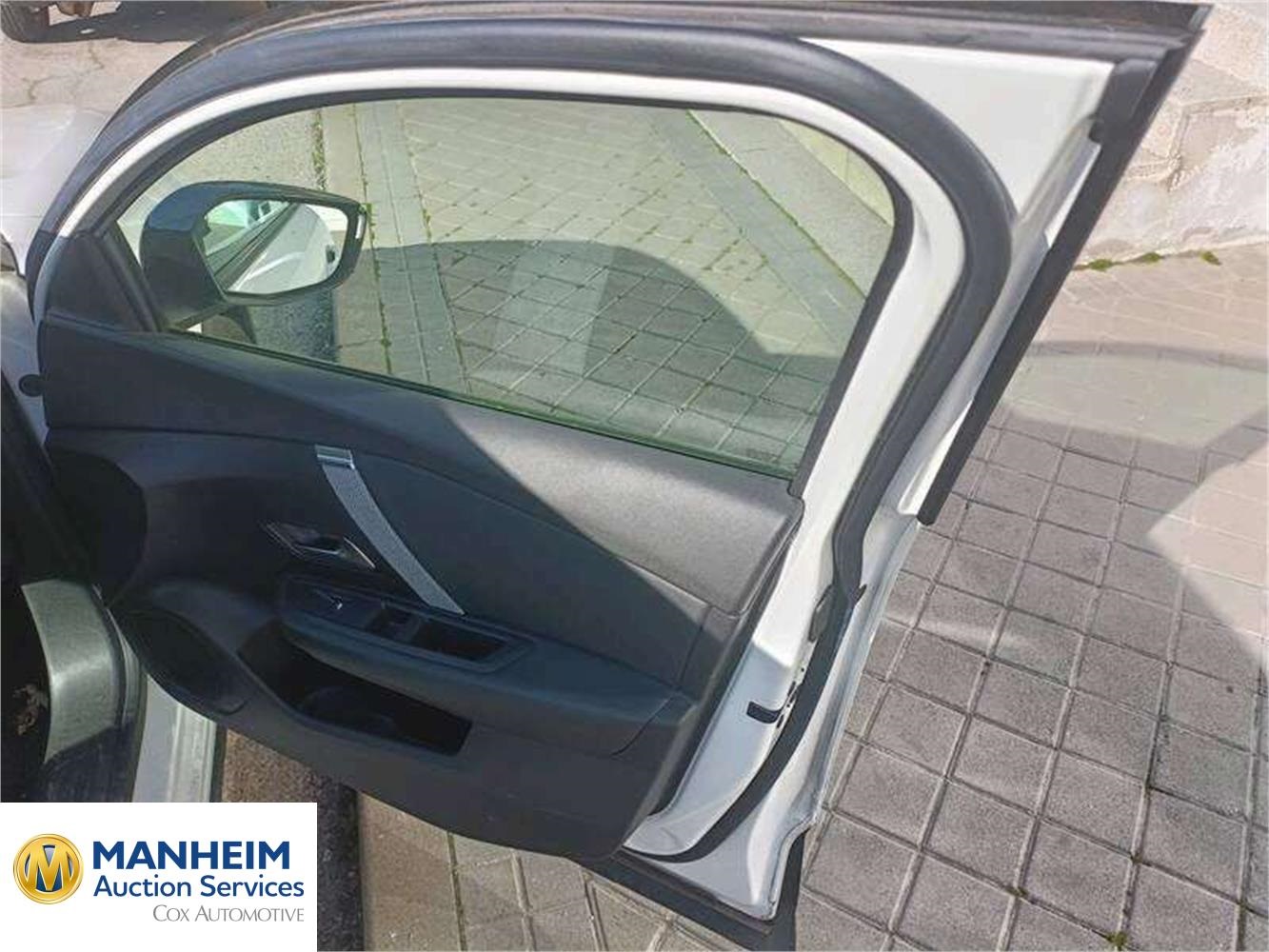 Foto Citroën NUEVO C4 31