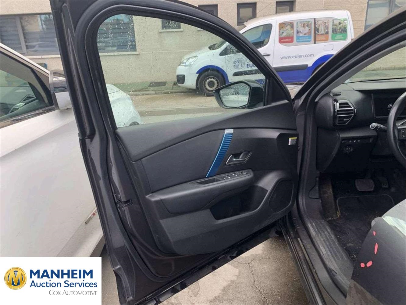 Foto Citroën NUEVO C4 28