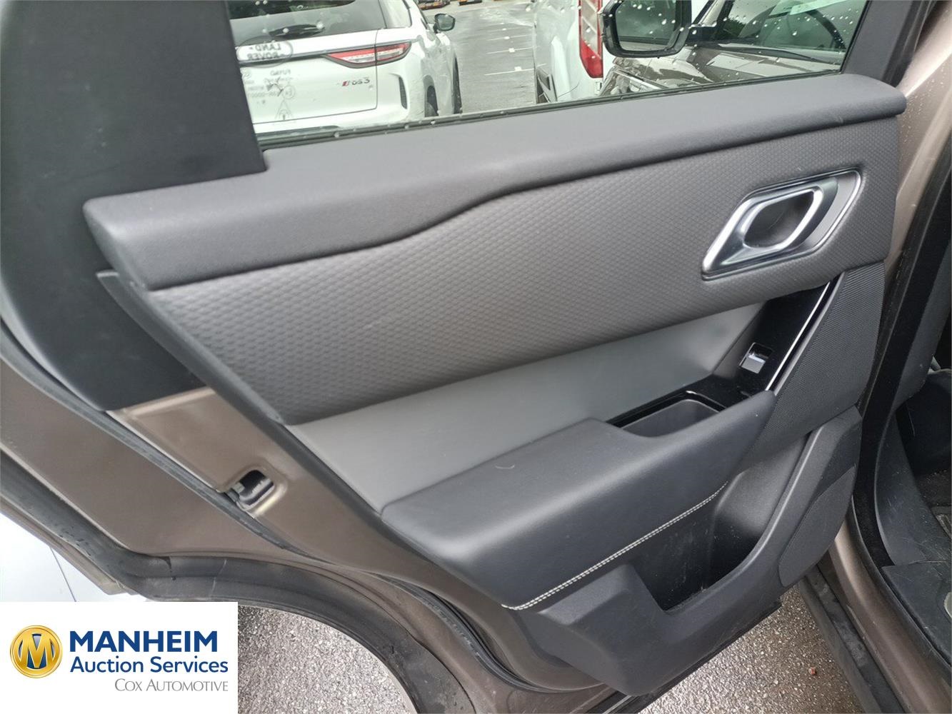Foto RANGE ROVER Range Rover Velar 30