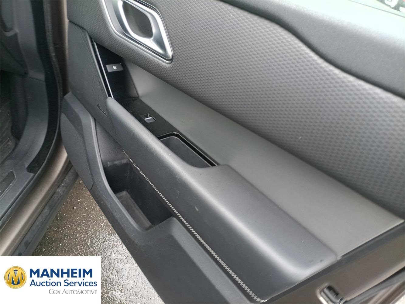 Foto RANGE ROVER Range Rover Velar 45