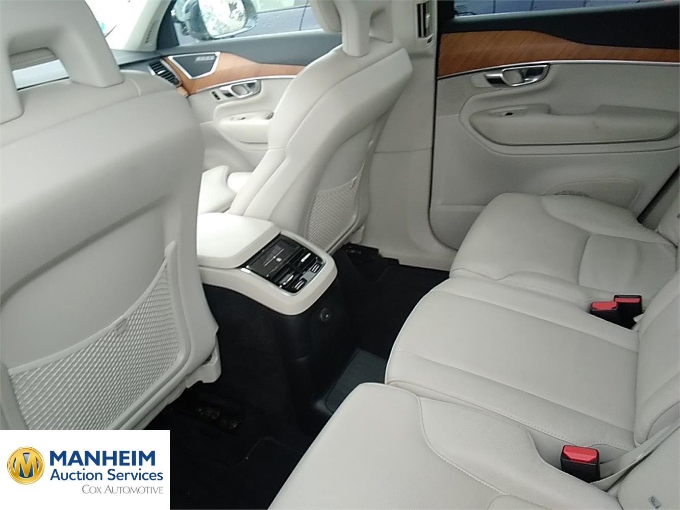Foto Volvo XC90 16