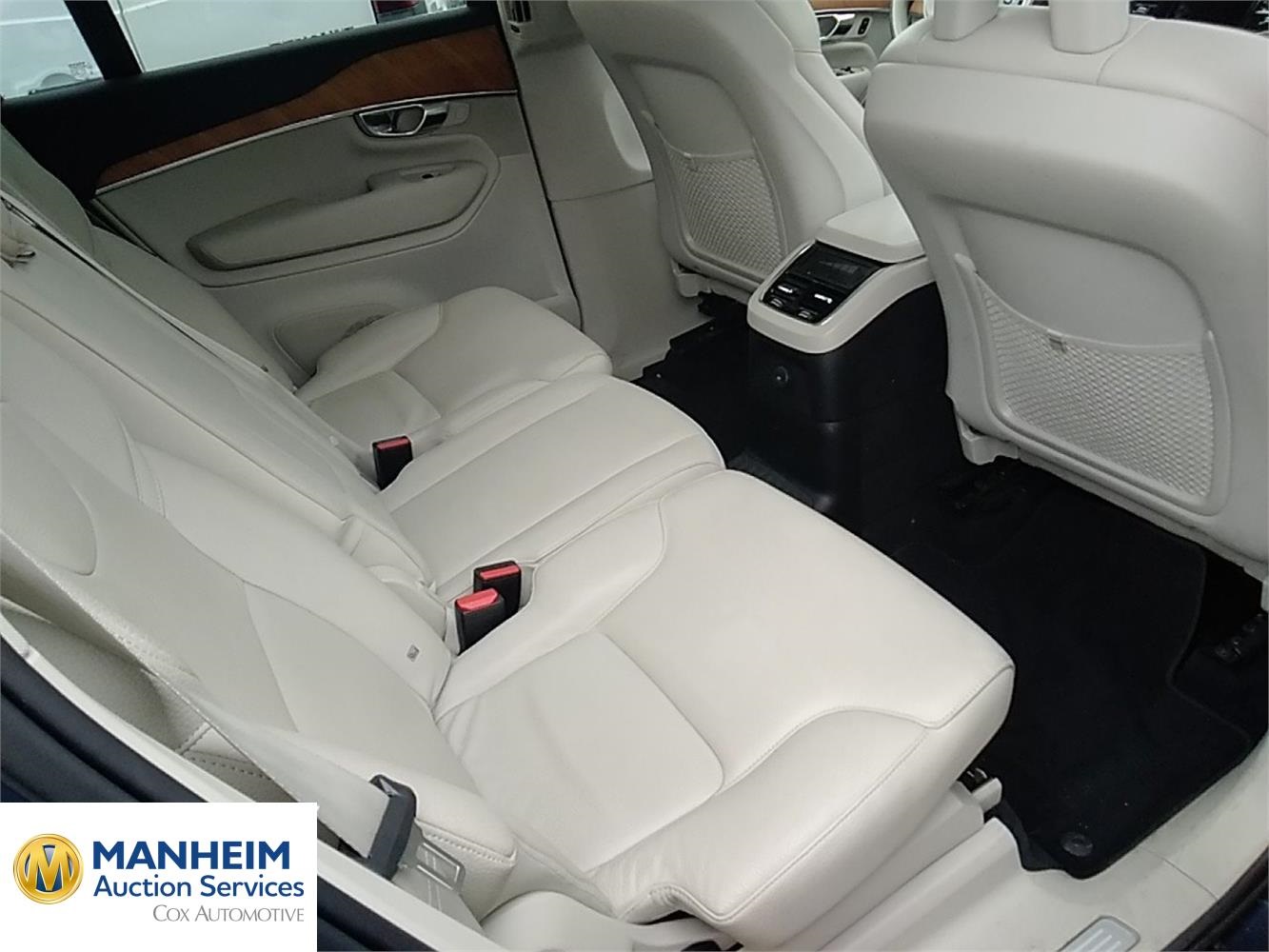Foto Volvo XC90 36