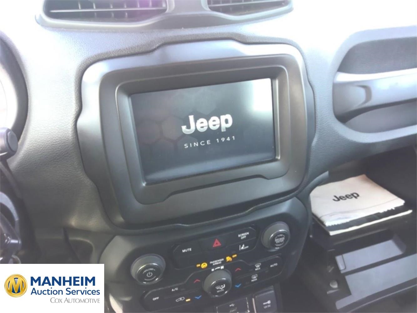Foto Jeep Renegade 14