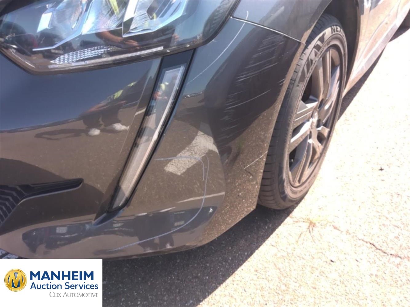 Foto Peugeot 208 10