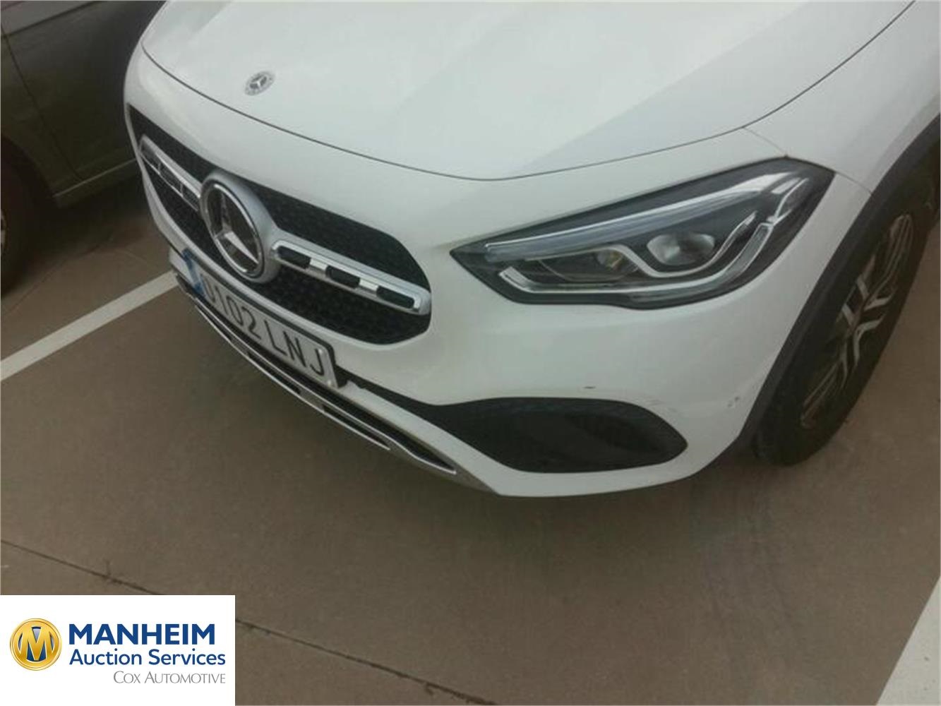 Foto Mercedes Benz GLA 10