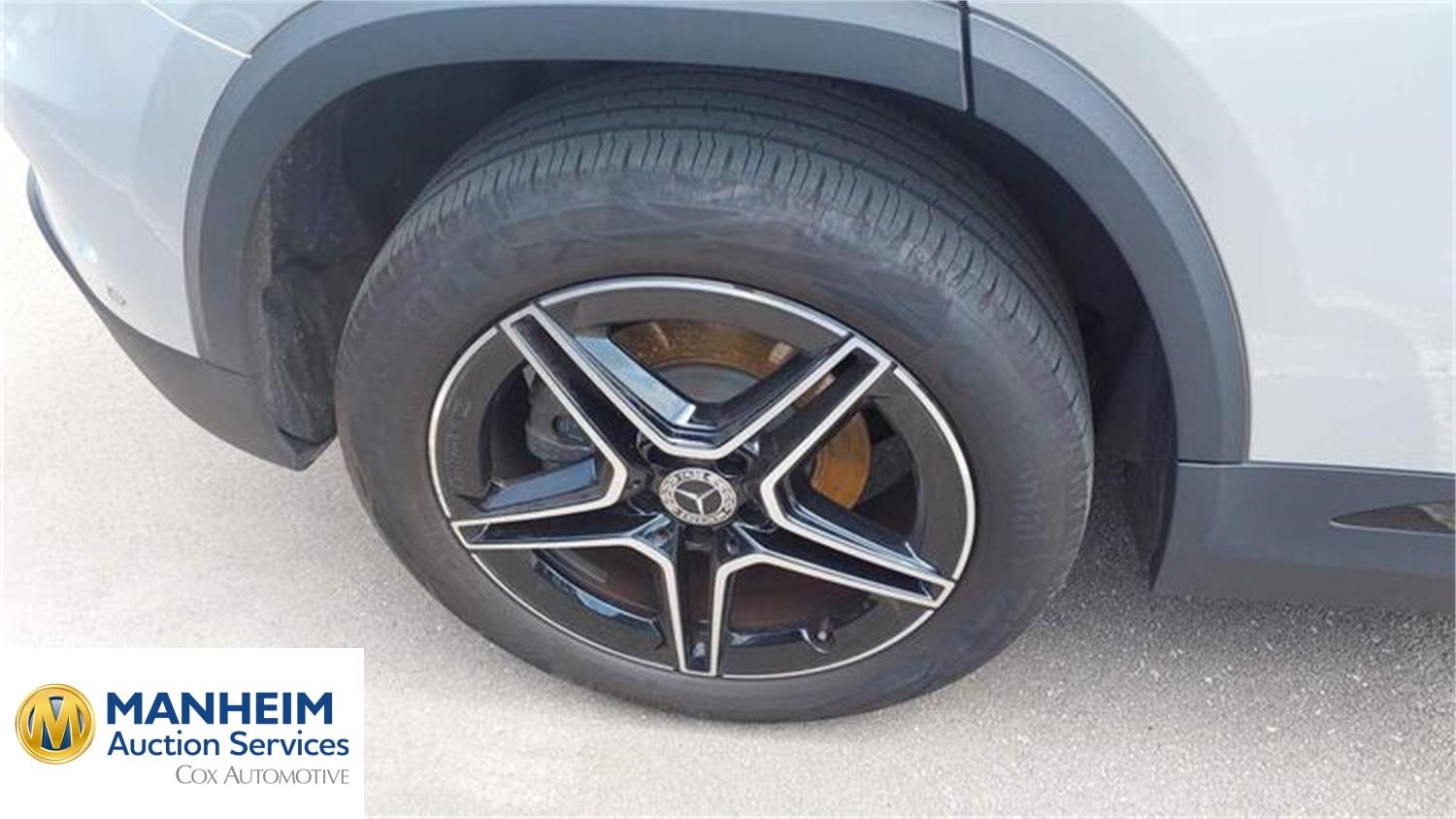 Foto Mercedes Benz GLA 13