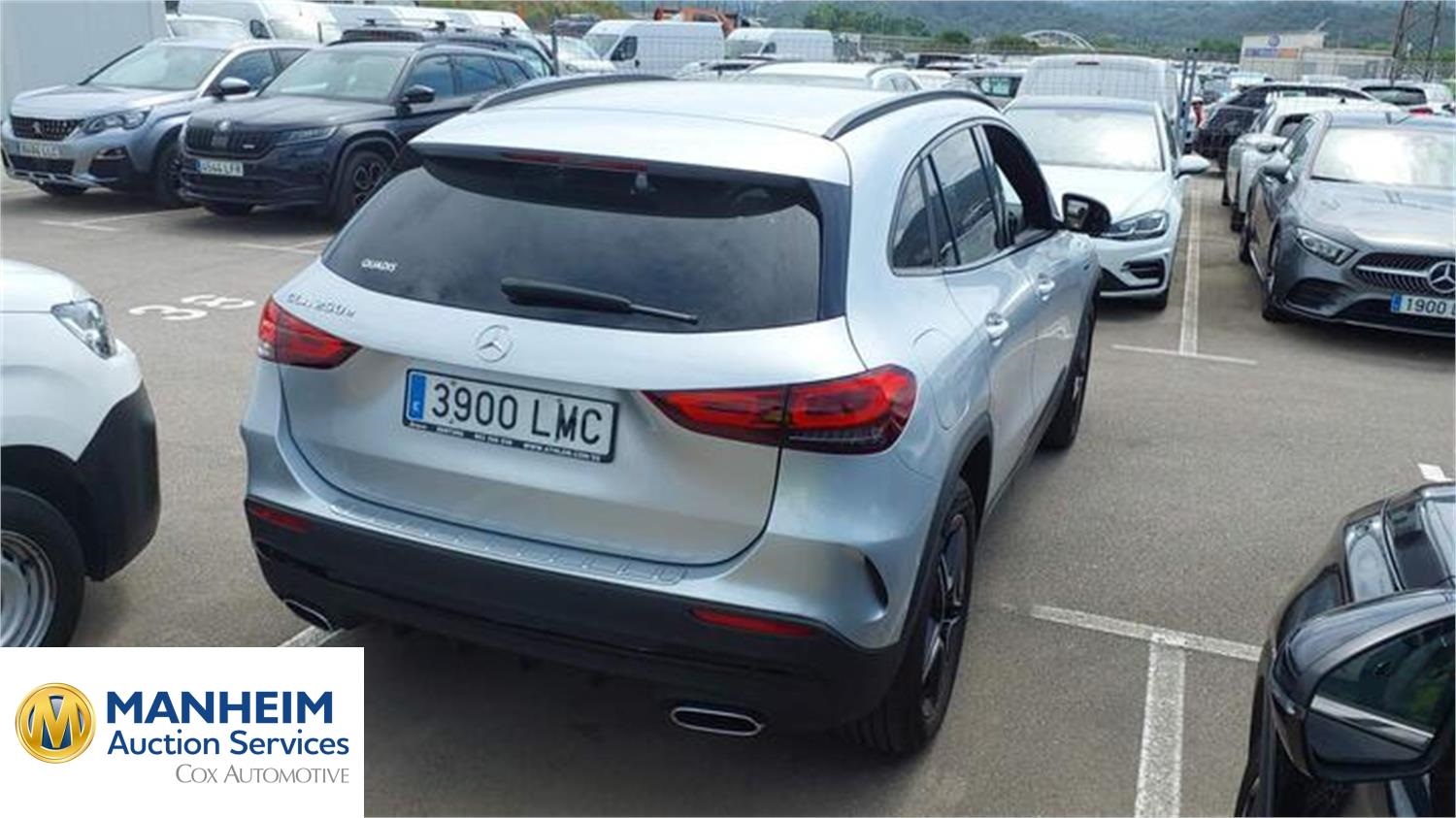 Foto Mercedes Benz GLA 19