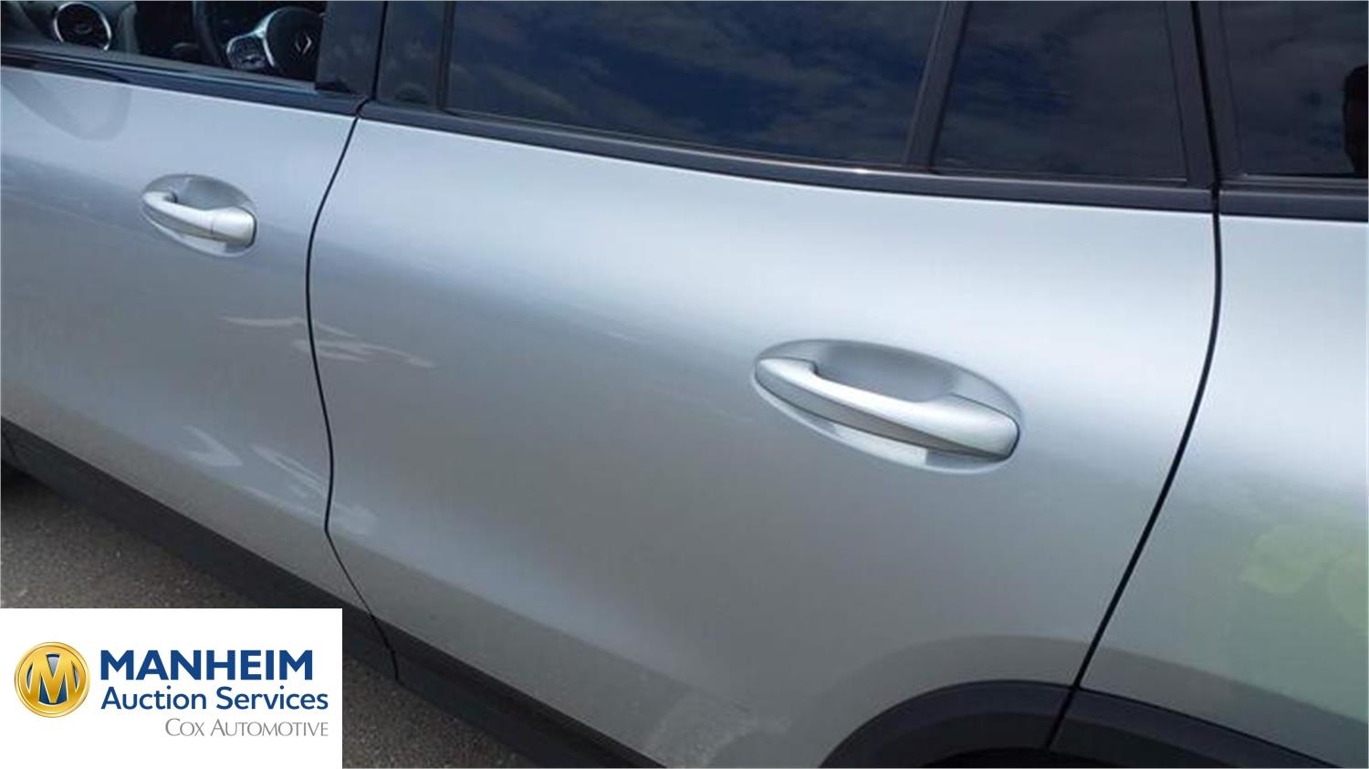 Foto Mercedes Benz GLA 28