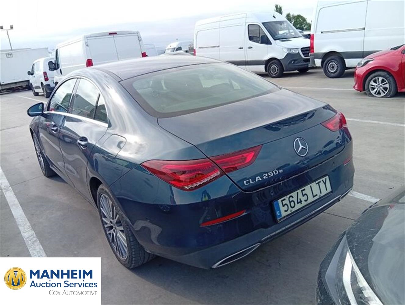 Foto Mercedes Benz CLA 7