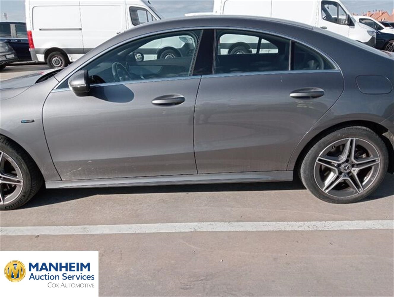 Foto Mercedes Benz CLA 15