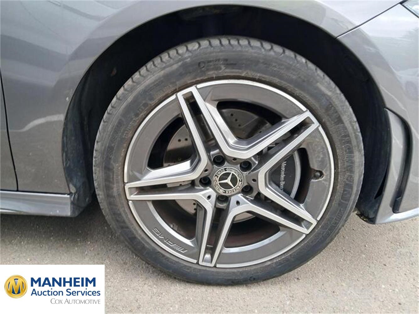 Foto Mercedes Benz CLA 24