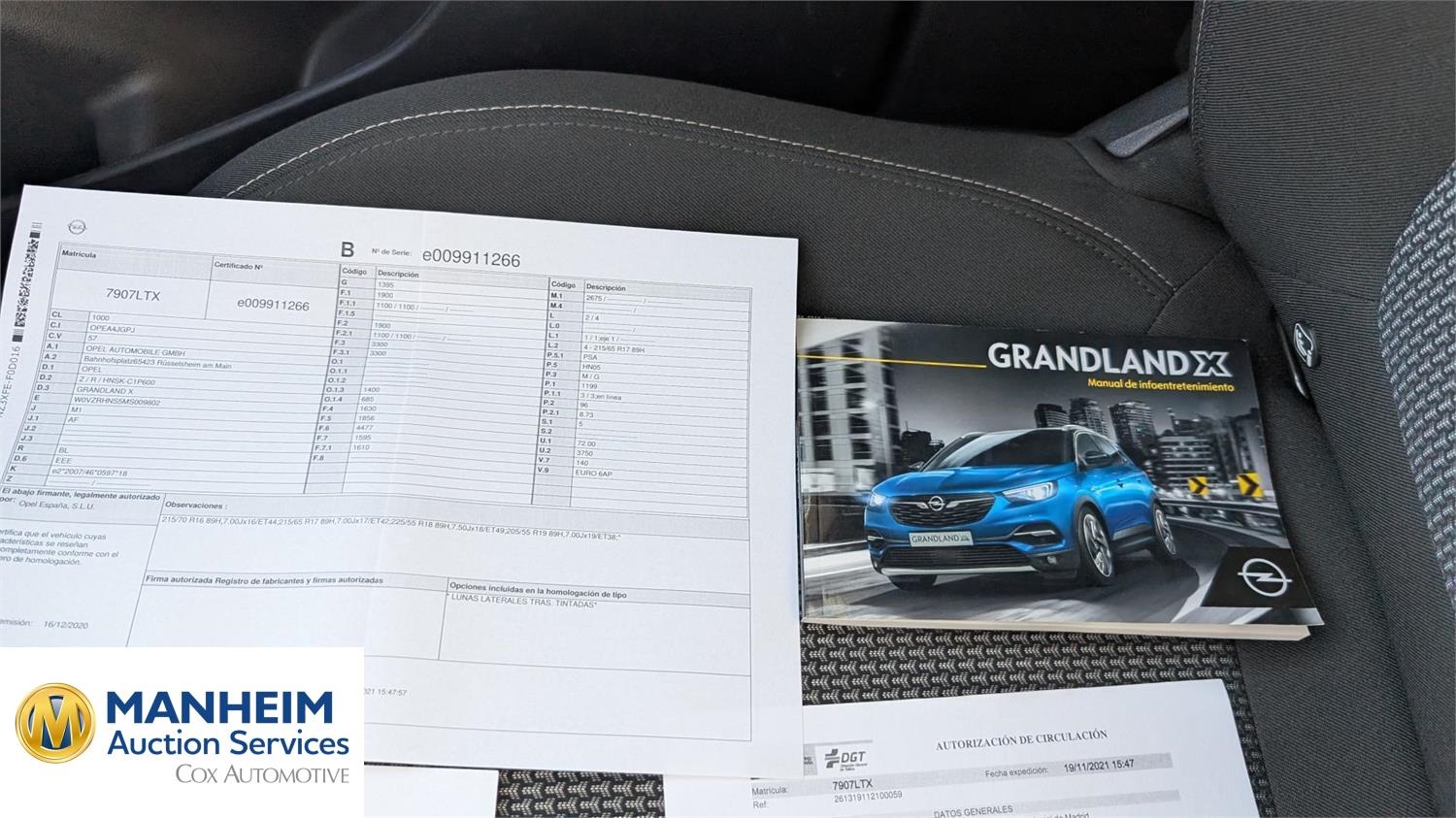 Foto Opel Grandland 12