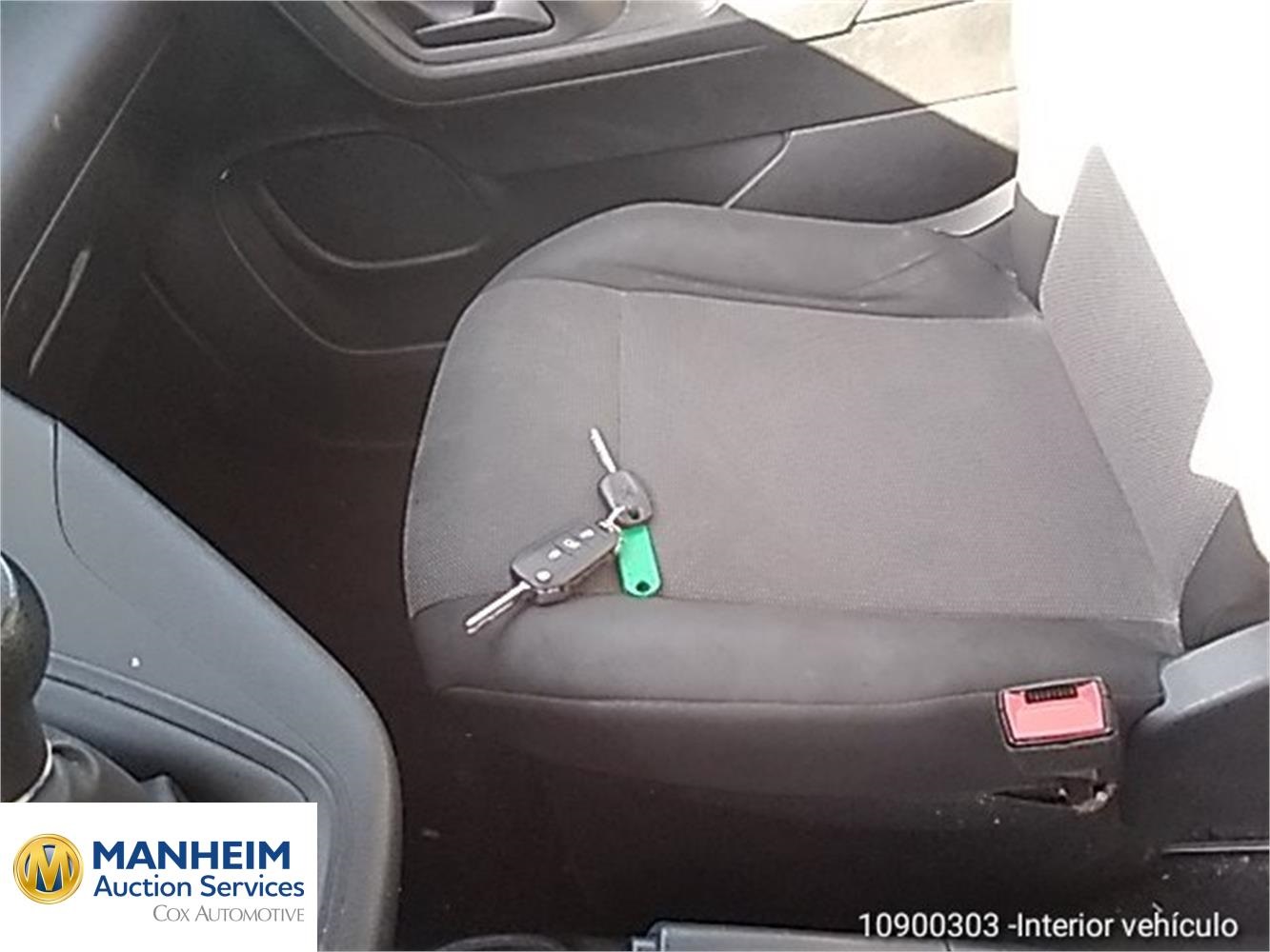 Foto Peugeot Rifter 115