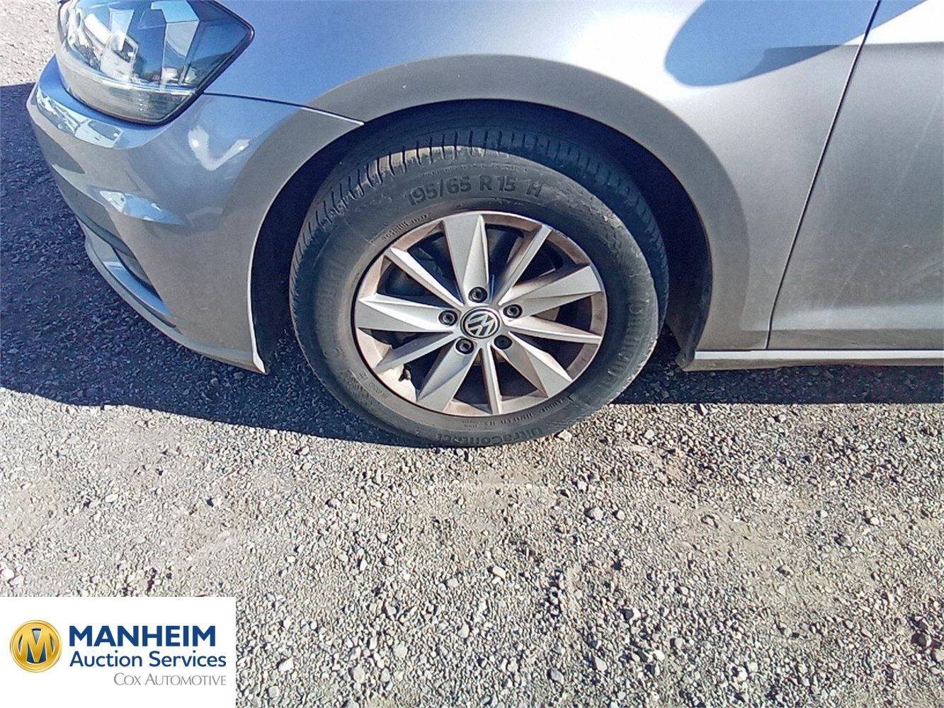Foto Volkswagen Golf 15