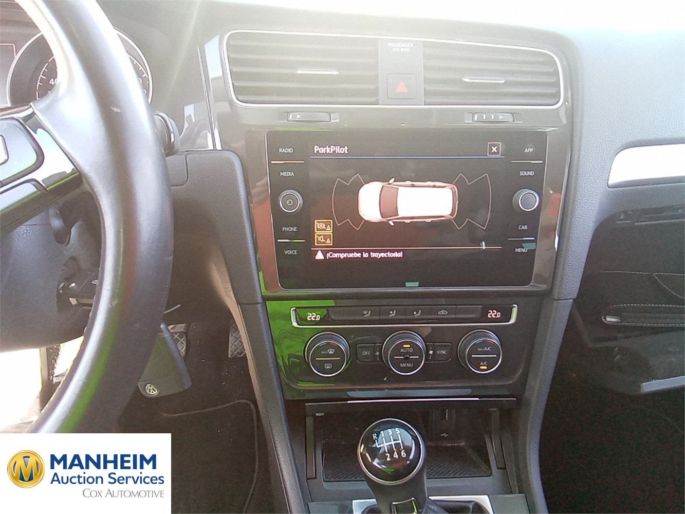 Foto Volkswagen Golf 32