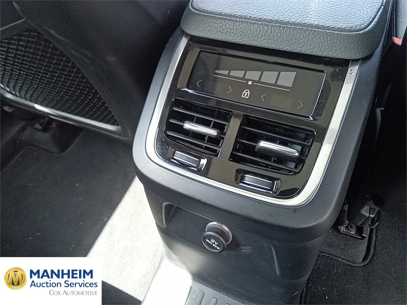 Foto Volvo XC90 43