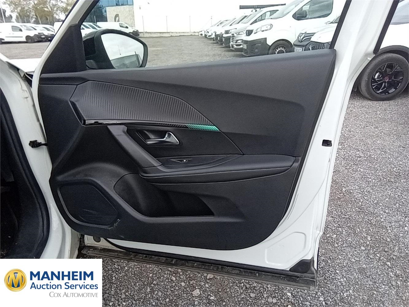 Foto Peugeot 2008 32