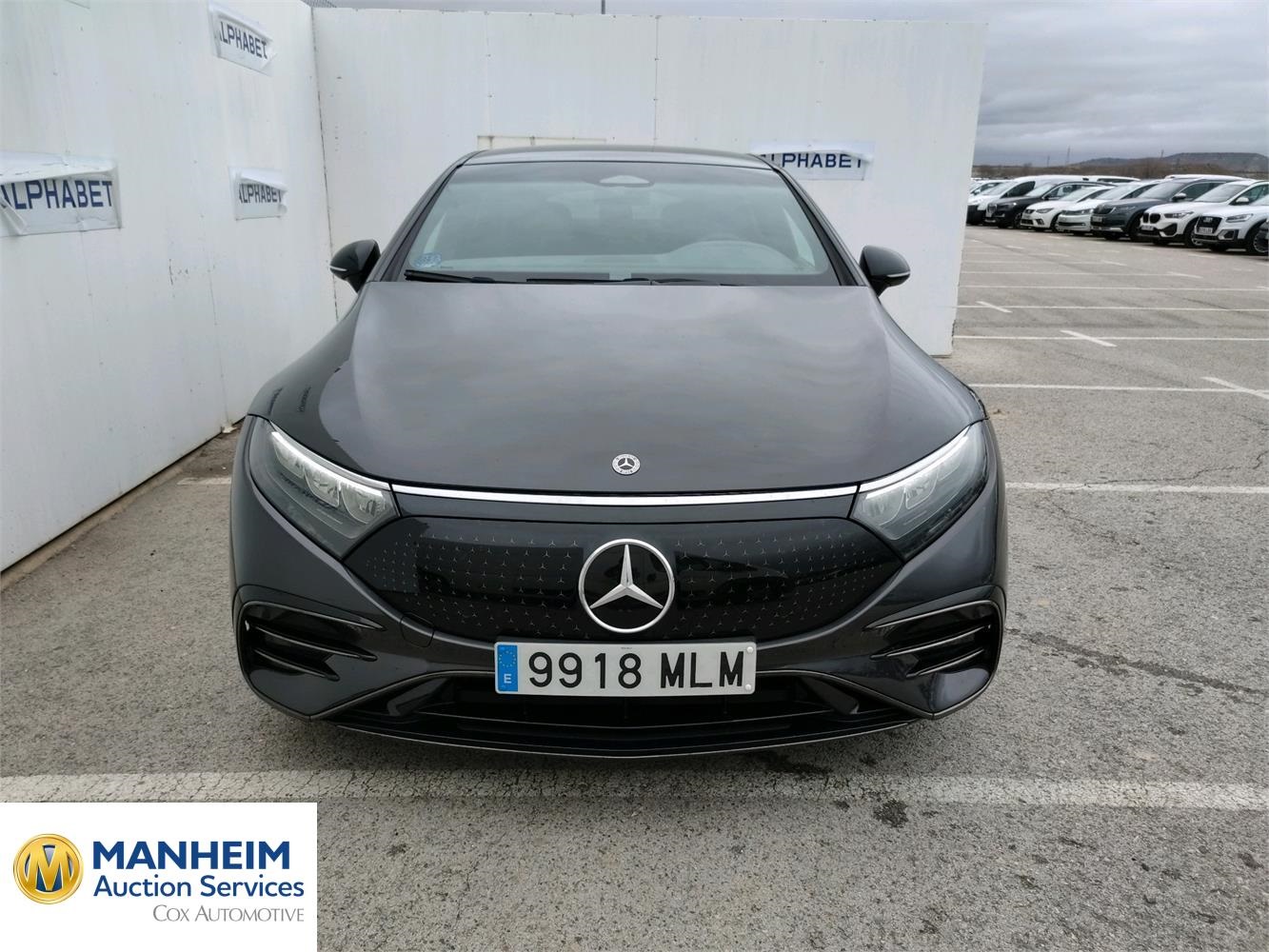 Mercedes Benz EQS 