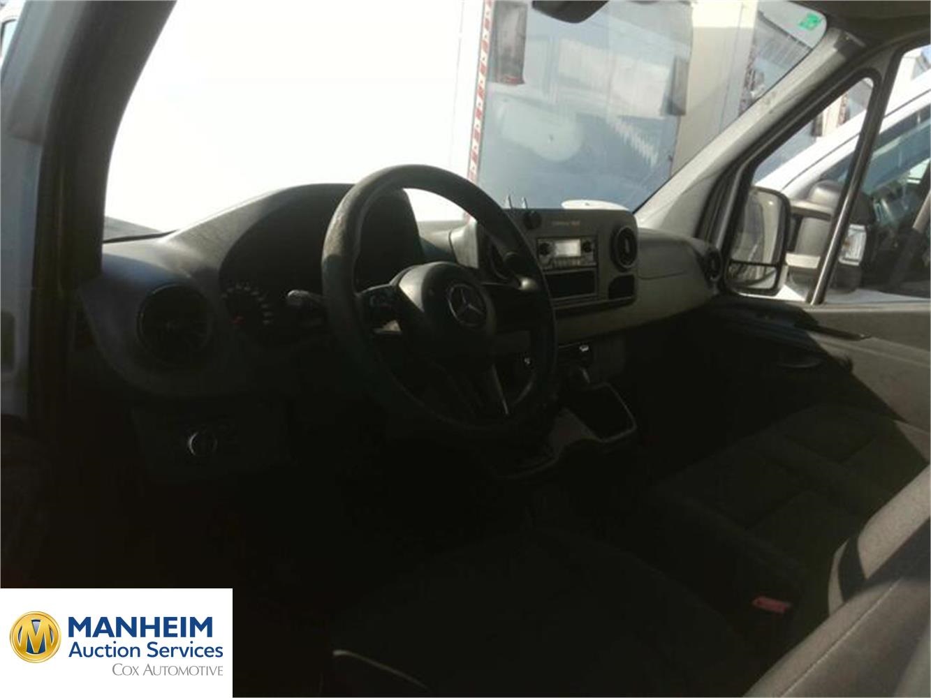 Foto Mercedes Benz SPRINTER 24