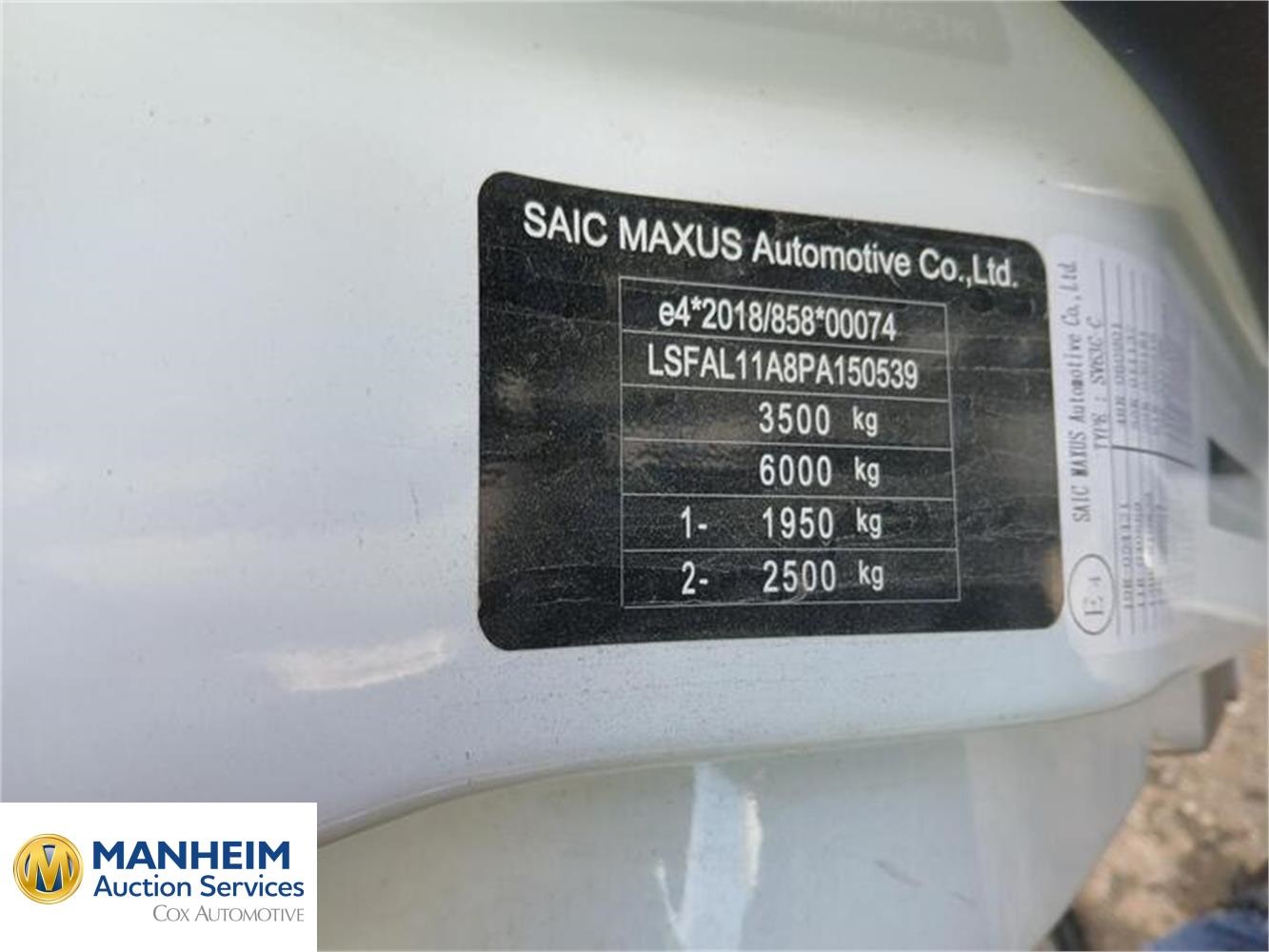 Foto MAXUS DELIVER 9 12