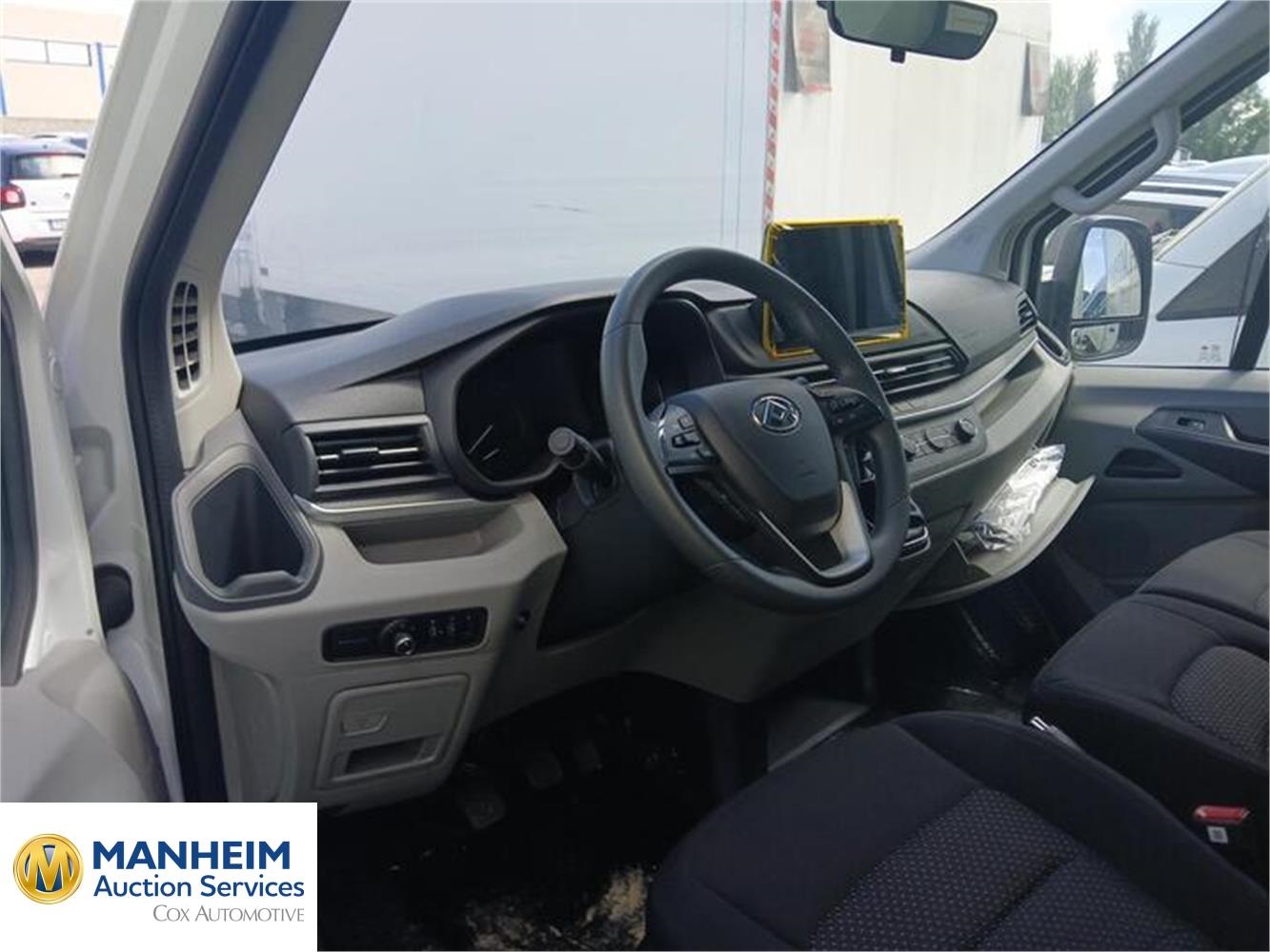Foto MAXUS DELIVER 9 22