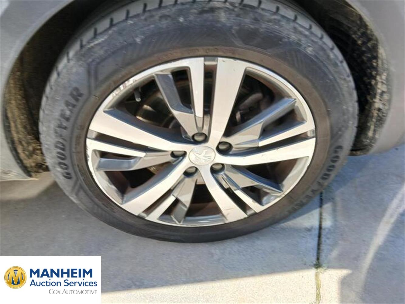 Foto Peugeot 3008 Hybrid 29