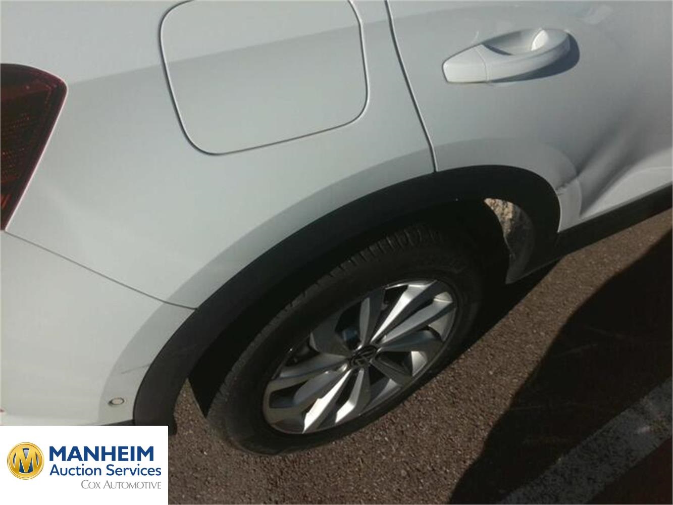 Foto Volkswagen T-Roc 16
