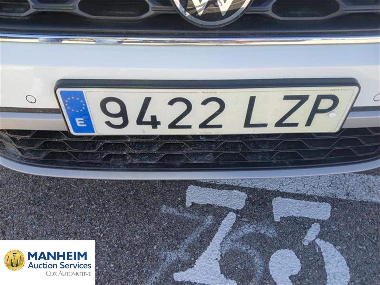 Foto Volkswagen T-Roc 24