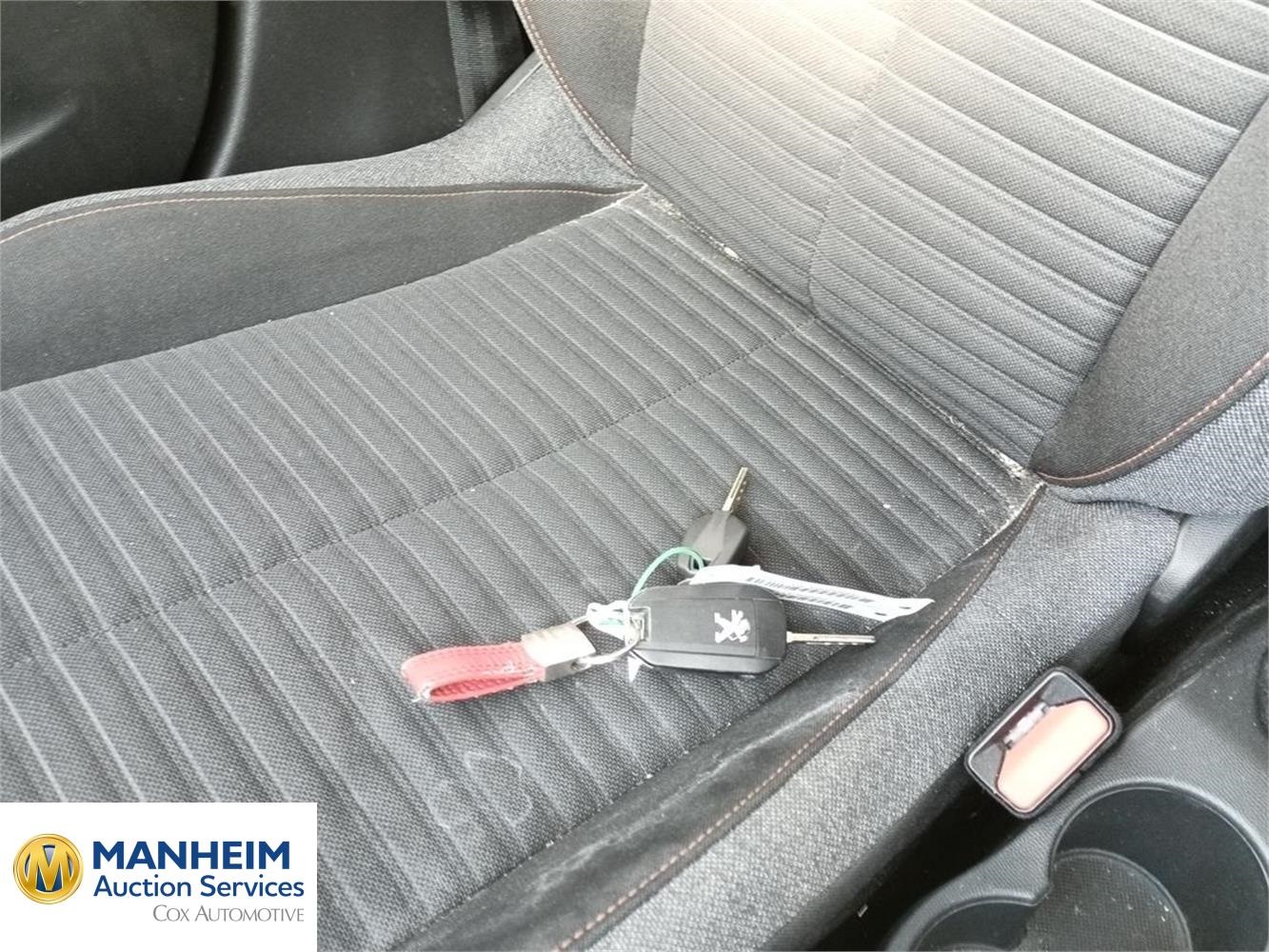 Foto Peugeot 208 9