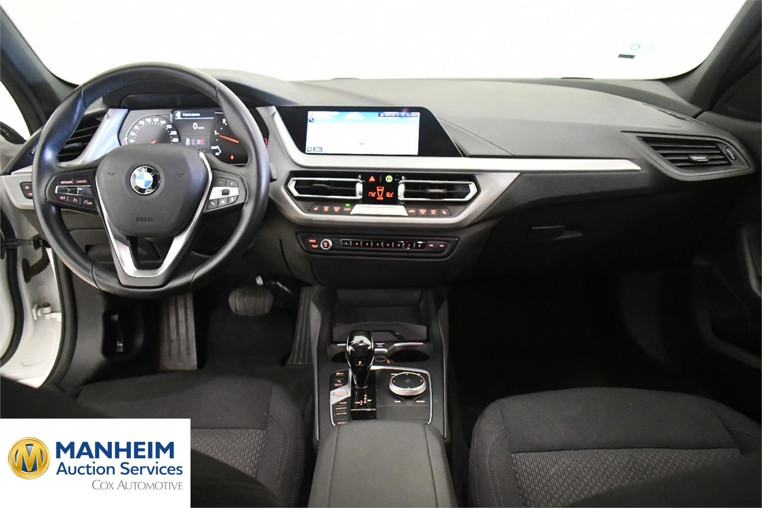 Foto BMW 116d (F40) 8
