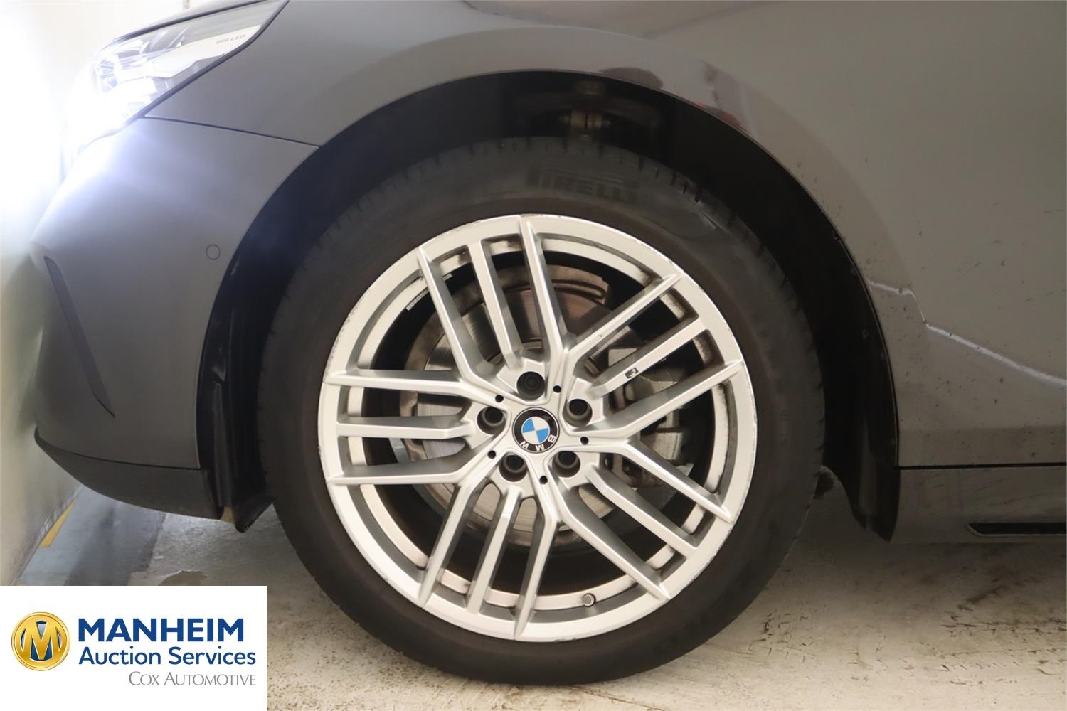 Foto BMW 520d xDrive Berlina (G60) 32