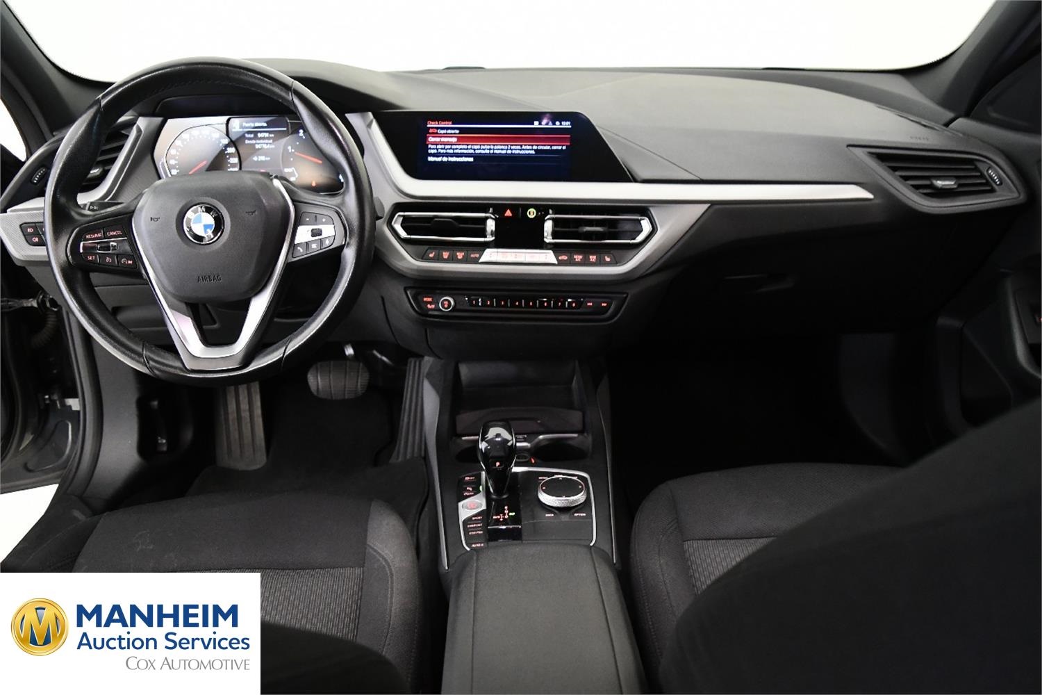 Foto BMW 116d (F40) 8