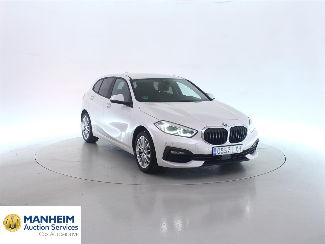 Foto BMW 118i (F40) 4