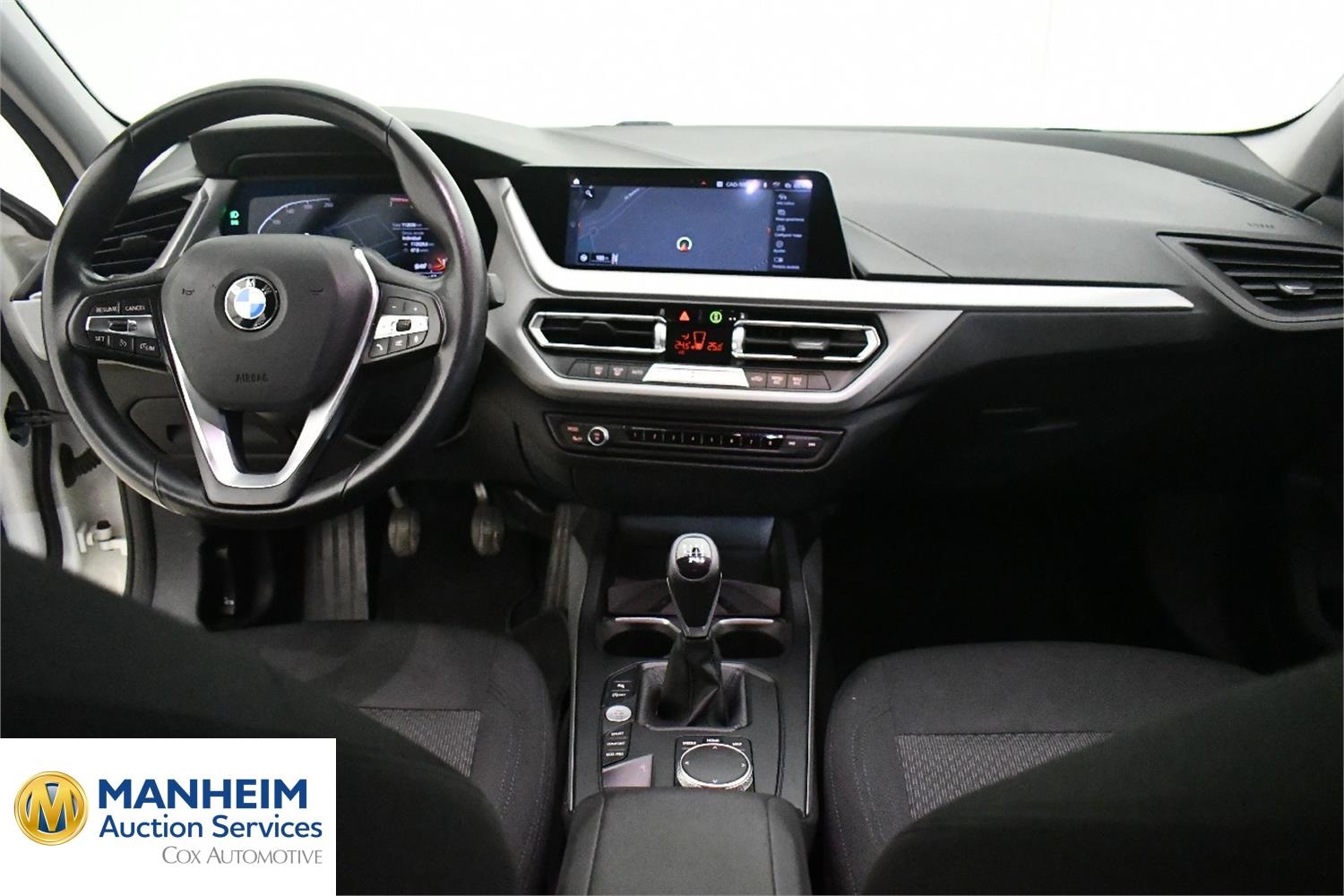 Foto BMW 118i (F40) 8