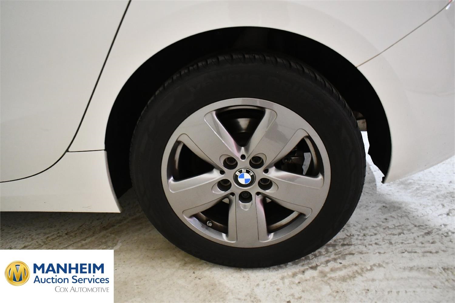 Foto BMW 118i (F40) 29