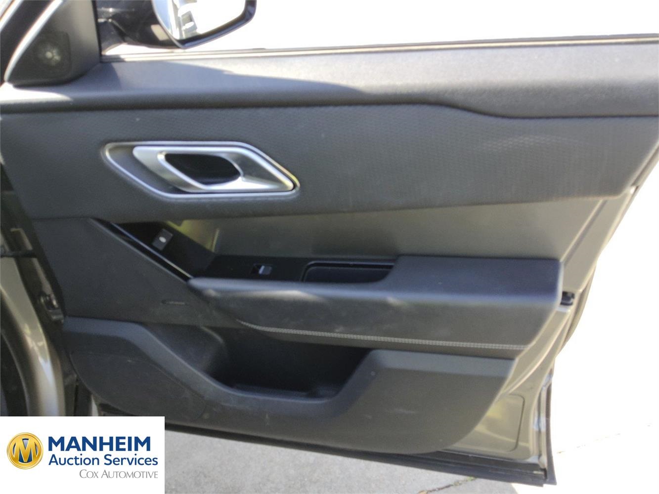 Foto RANGE ROVER Range Rover Velar 41