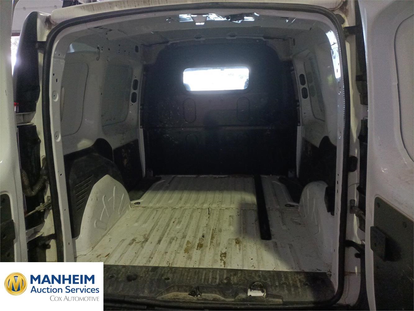 Foto Nissan KANGOO EXPRESS 24