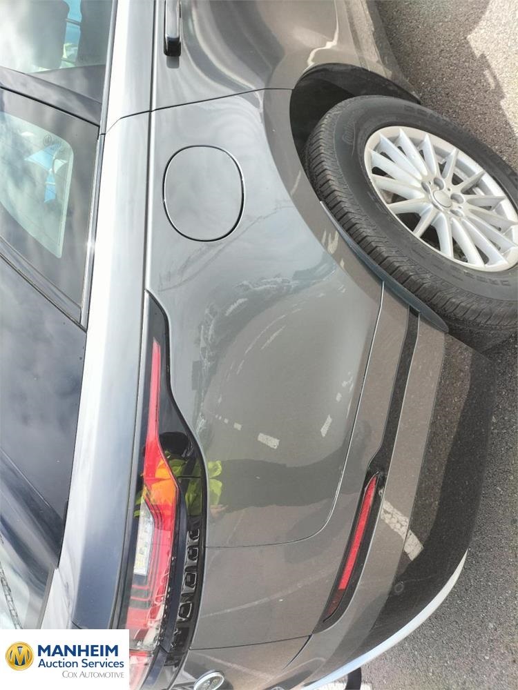 Foto RANGE ROVER Range Rover Velar 48