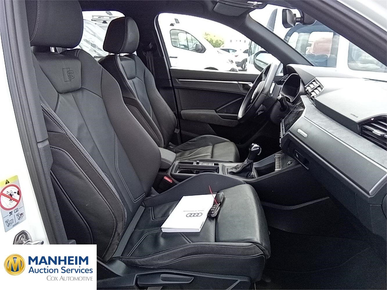 Foto Audi Q3 21