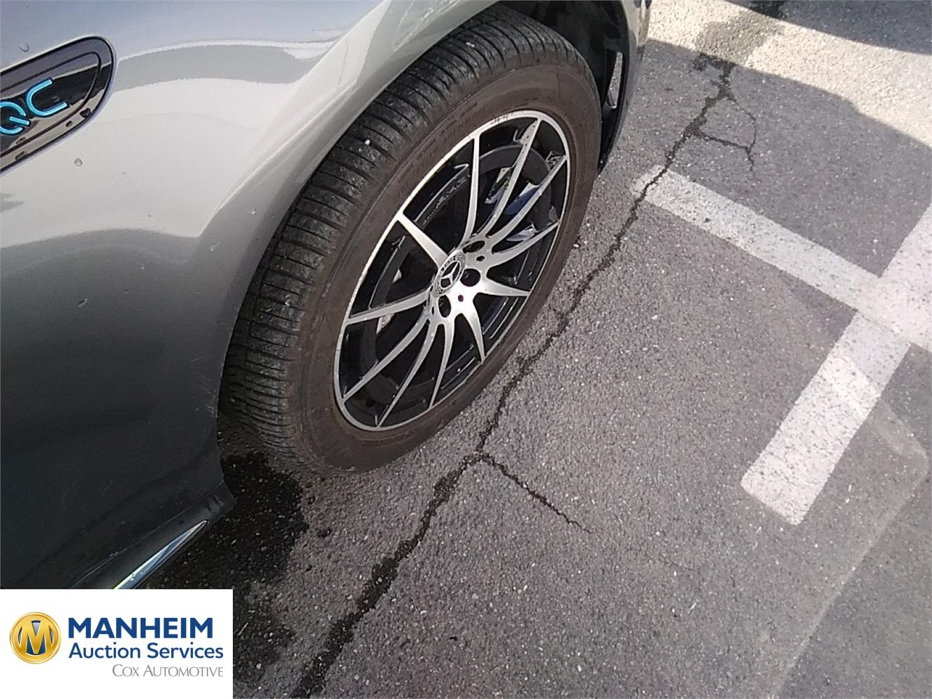 Foto Mercedes Benz EQC 35