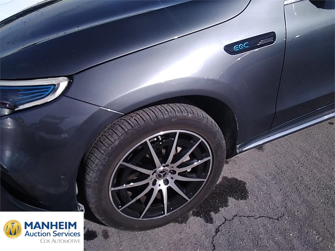 Foto Mercedes Benz EQC 37