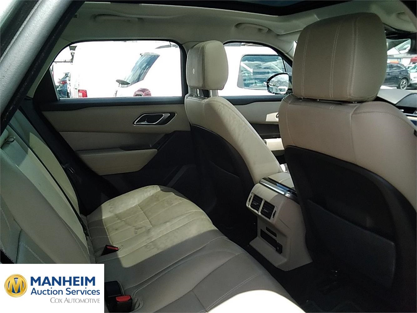 Foto RANGE ROVER Range Rover Velar 30