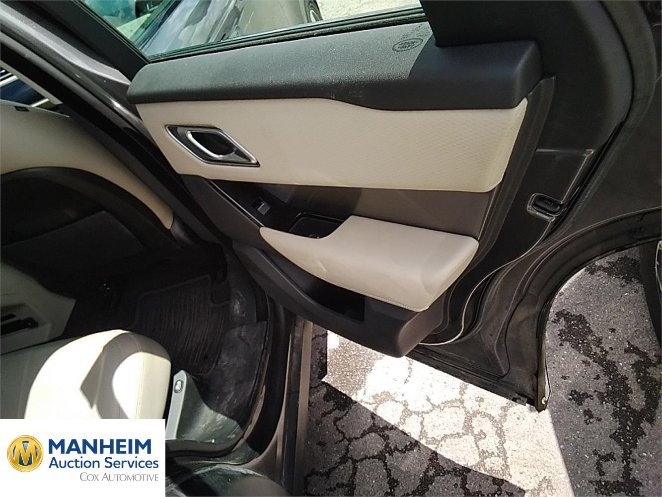 Foto RANGE ROVER Range Rover Velar 32