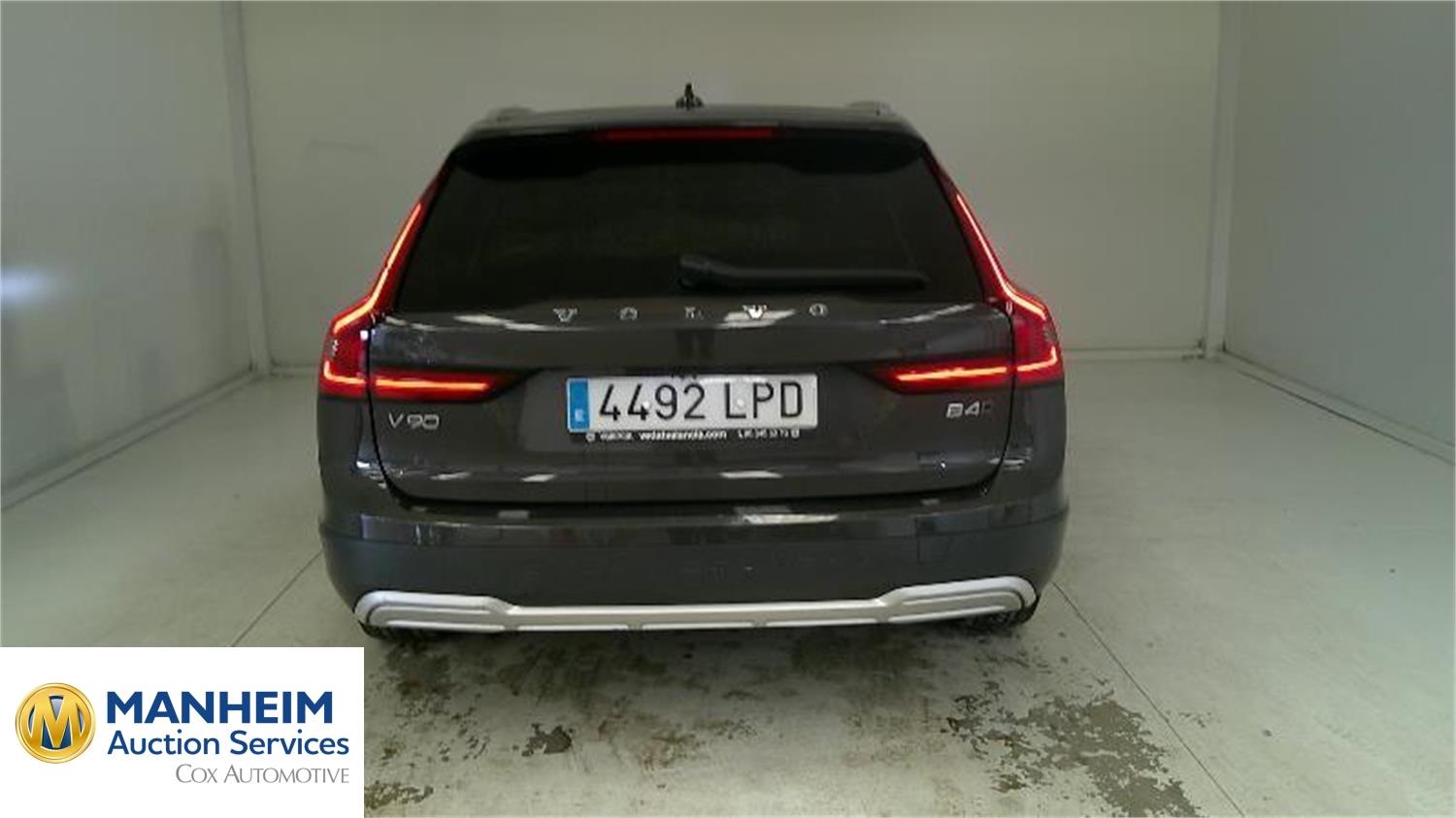 Foto Volvo V90 Cross Country 8
